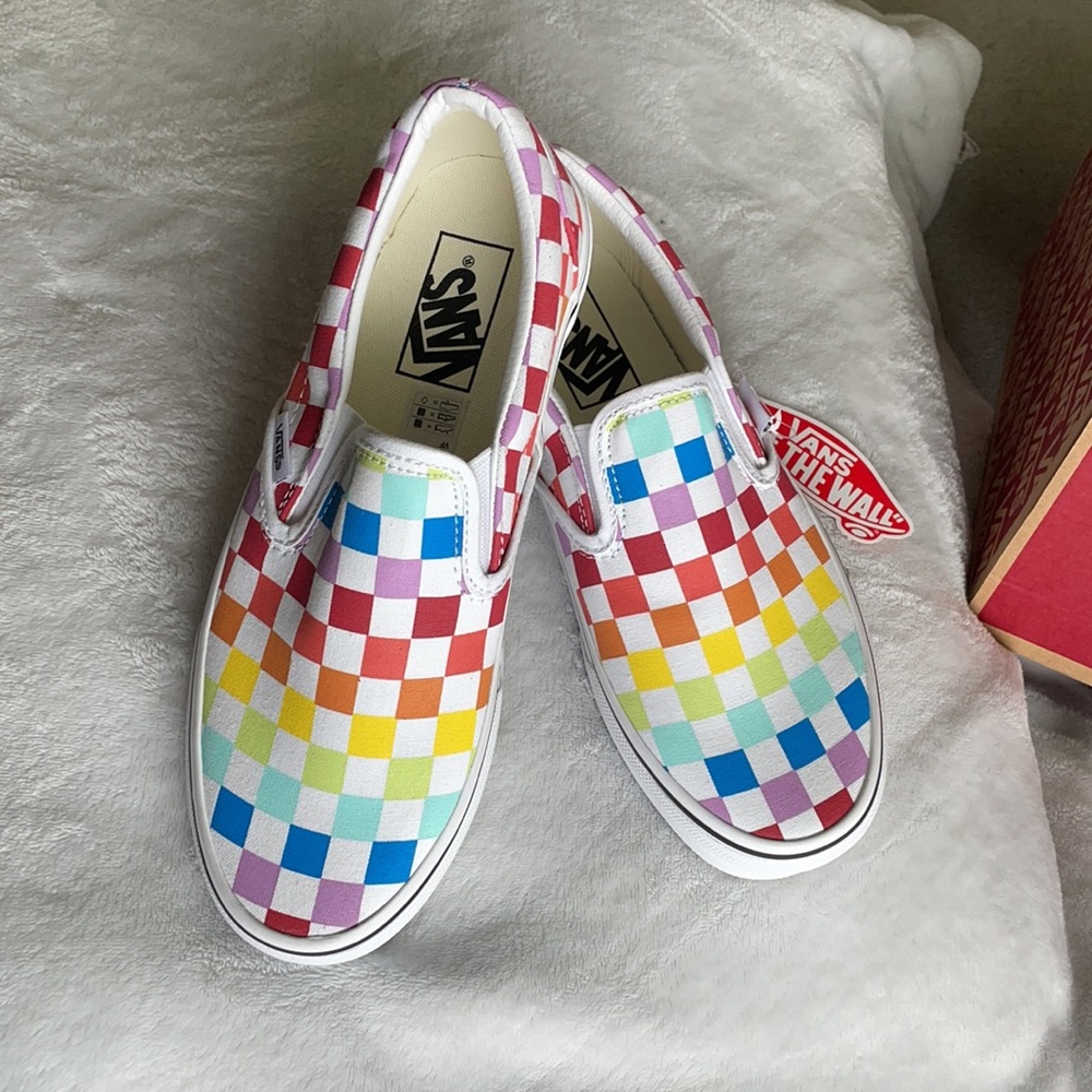 Rainbow check vans in 7.5